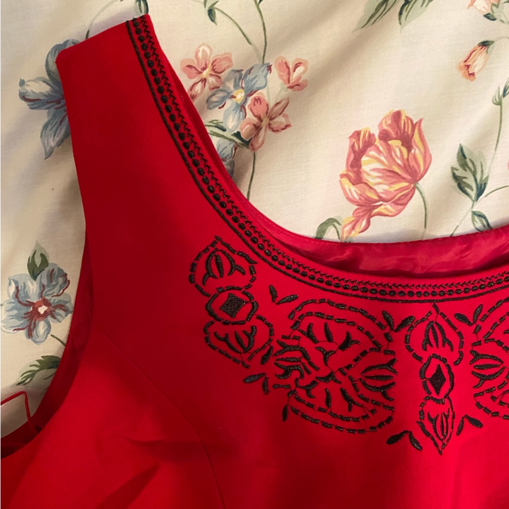 Kasper Red Top - Picture 4 of 6